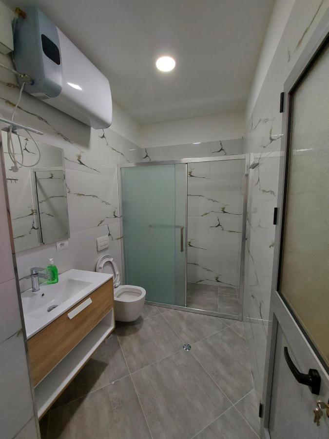 Eden Hotel Shëngjin Eksteriør billede